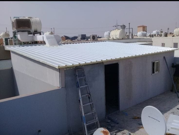 تركيب ساندوتش بانل في الدمام بسرعة ودقة